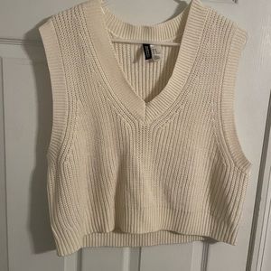 Cropped Off-White Vest